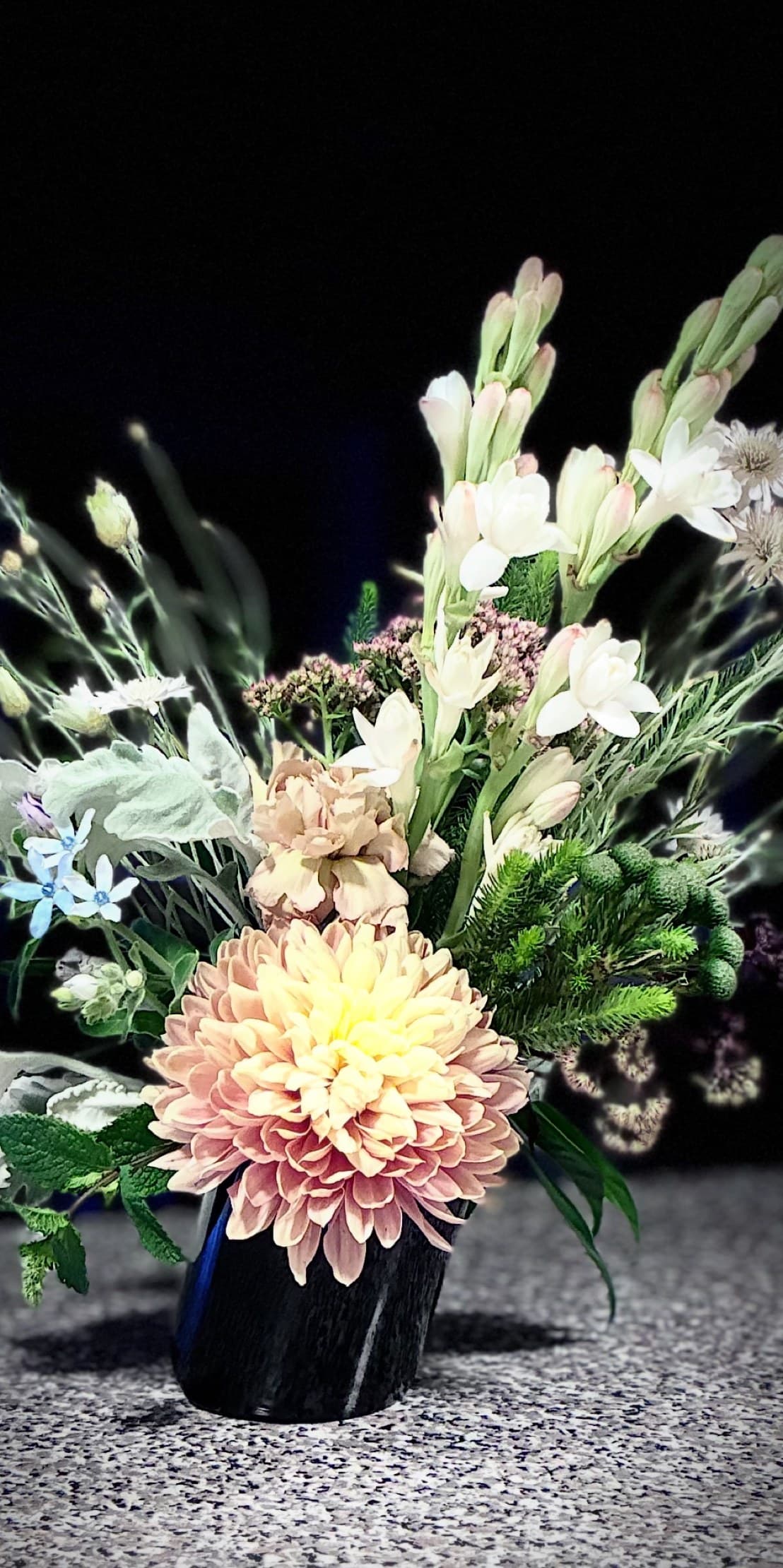 Café-au-lait dahlia with white gladiolus